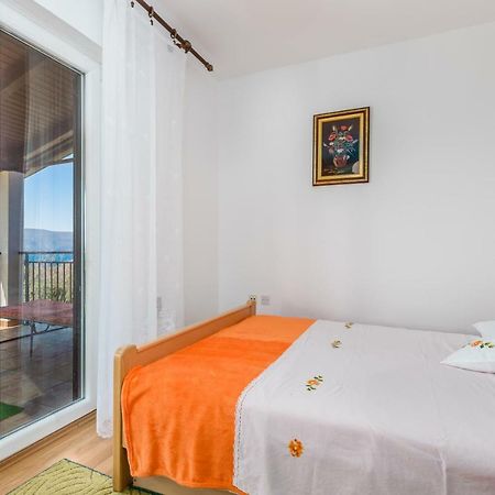Apartmani Strott Pinezići Eksteriør billede