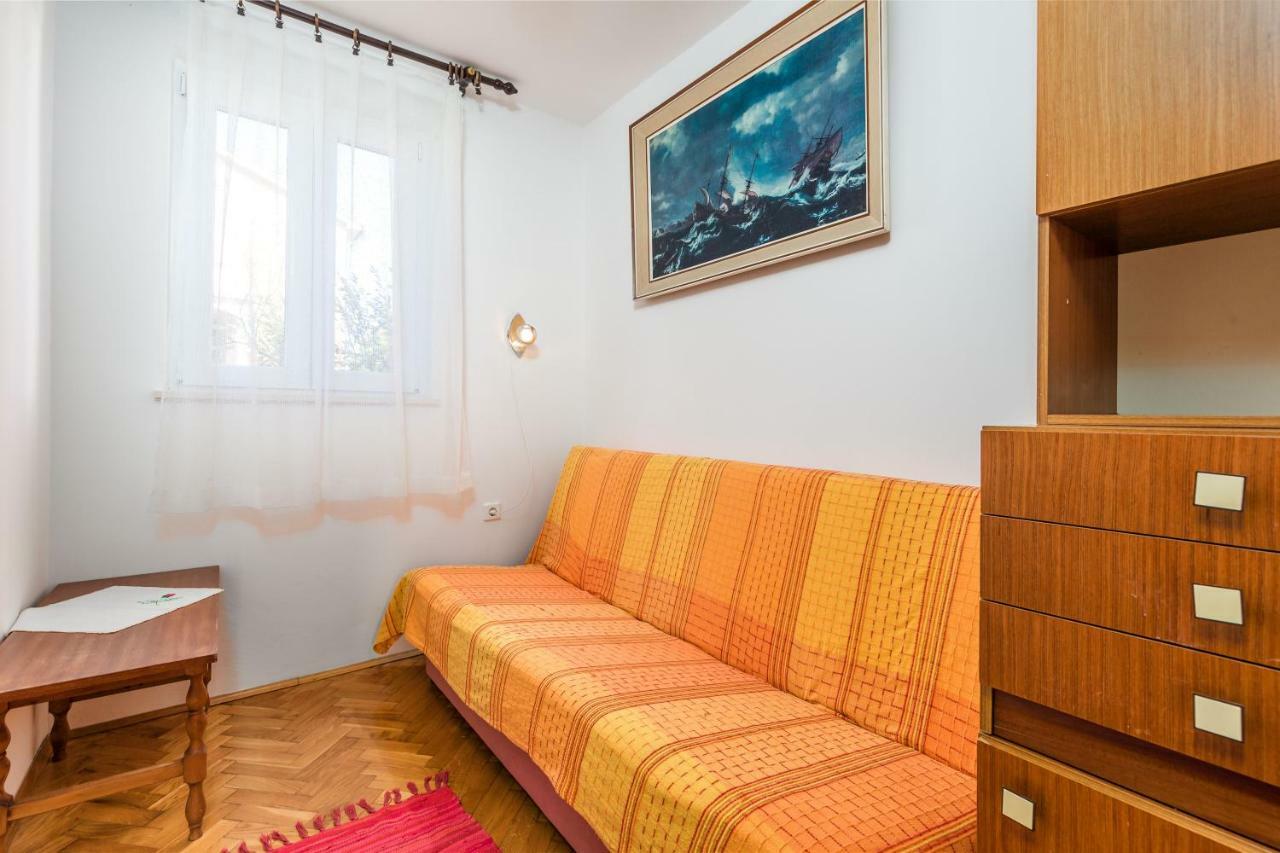 Apartmani Strott Pinezići Eksteriør billede