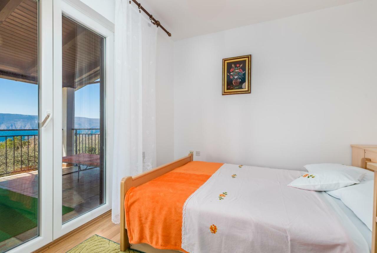 Apartmani Strott Pinezići Eksteriør billede
